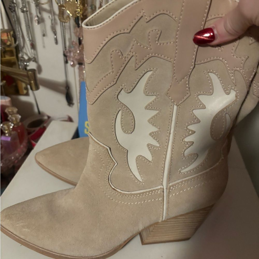 Dolce Vita Landen Suede Half Calf Boots